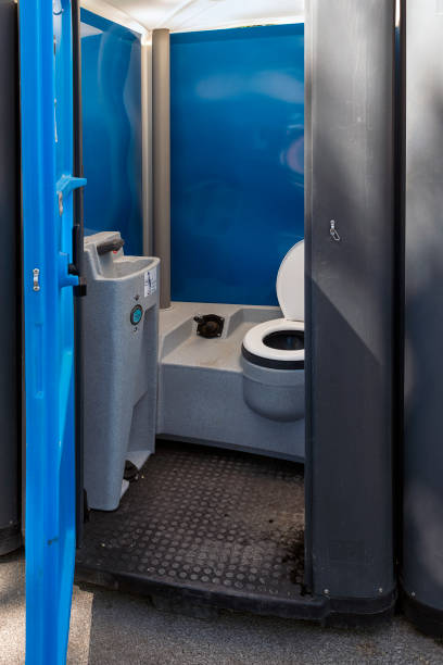 Best Portable restroom trailer rental  in Clearlake, CA