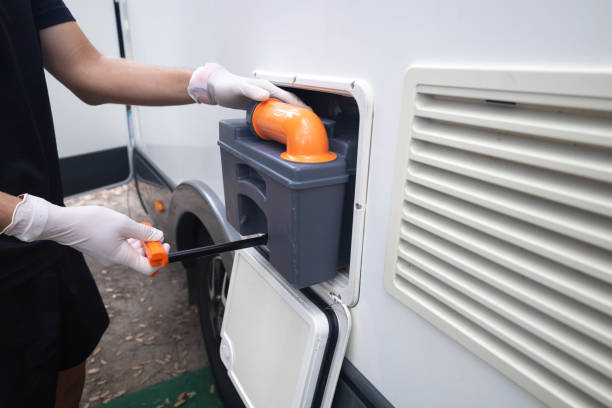 Best Portable toilet rental cost  in Clearlake, CA