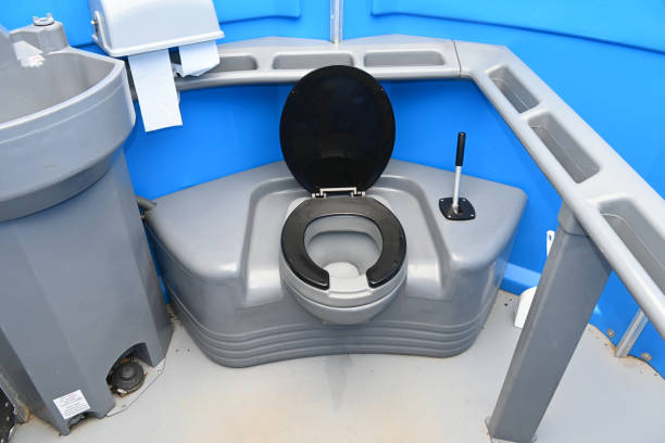 Best Porta potty delivery and setup  in Clearlake, CA